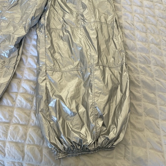 Urban Outfitters  silver metallic nylon cargo ballon pants - Picture 6 of 14